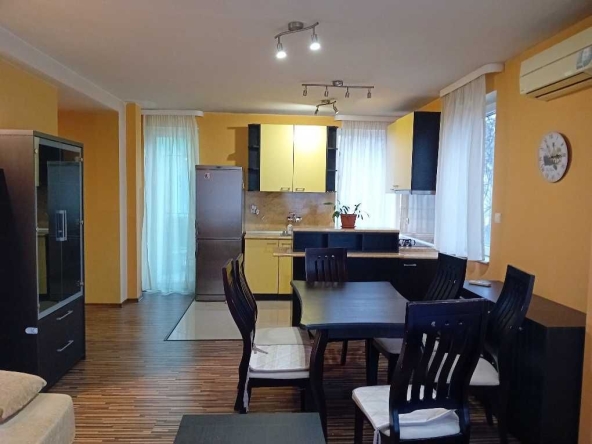 Дава се под наем Тристаен апартамент в София, Разсадника - 106 кв.м за 714 € - Снимка #1