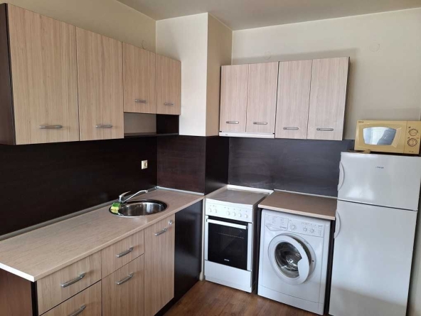 Дава се под наем Двустаен апартамент в София, Надежда 1 - 64 кв.м за 375 € - Снимка #1