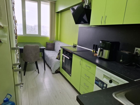 Двустаен апартамент в Генерал Тошево - 65 кв.м за 667 €/кв.м - Снимка #1