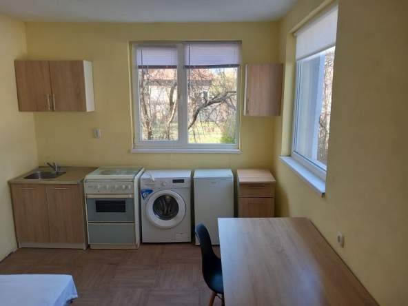 Дава се под наем Едностаен апартамент в София, Бенковски - 20 кв.м за 255 € - Снимка #1