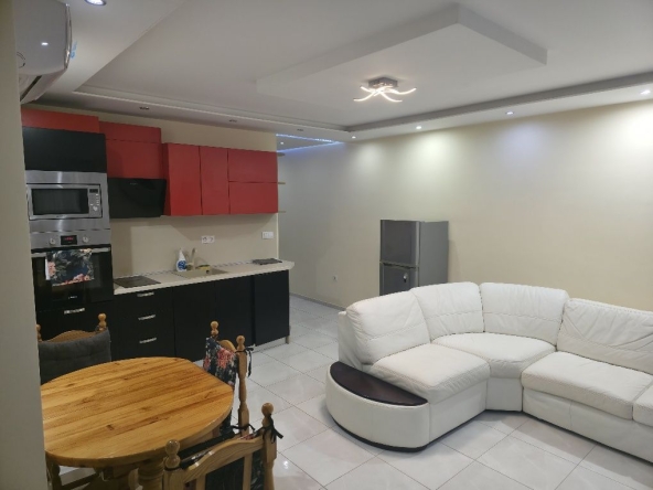 Дава се под наем Двустаен апартамент в Пловдив, Кючук Париж - 70 кв.м за 382.5 € - Снимка #1