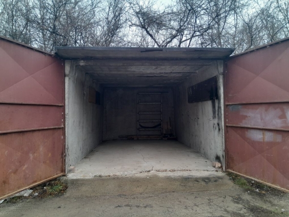 Дава се под наем Гараж / Паркомясто в София, Овча купел 1 - 13 кв.м за 81.6 € - Снимка #1