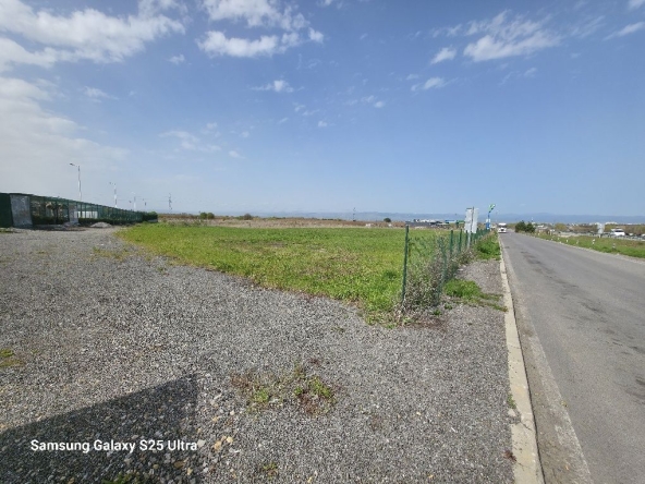 Земеделски имот в София, Суходол -  кв.м за 104 €/дка - Снимка #1