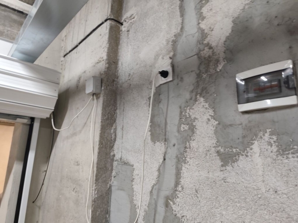 Дава се под наем Гараж / Паркомясто в Пловдив, Тракия - 19 кв.м за 102 € - Снимка #1