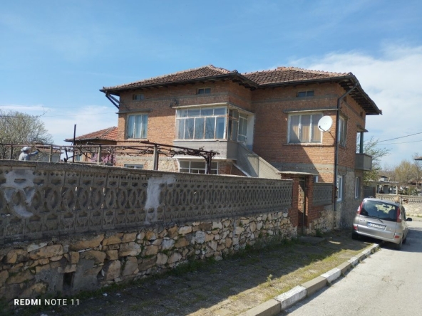 Къща в Стара Загора, Железник - изток - 170 кв.м за 176 €/кв.м - Снимка #1