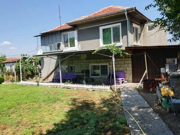 Етаж от къща в с. Даскал-Атанасово, Област Стара Загора - 62 кв.м за 247 €/кв.м - Снимка #1