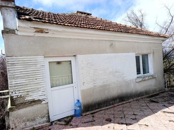 Къща в с. Николаево, Област Сливен - 90 кв.м за 176 €/кв.м - Снимка #1