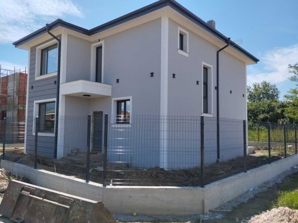 Къща в Пловдив, Беломорски - 196 кв.м за 1480 €/кв.м - Снимка #1