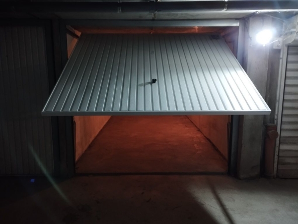 Гараж / Паркомясто в Стара Загора, Била - 17 кв.м за 883 €/кв.м - Снимка #1