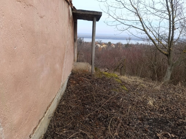 Къща в Лом - 45 кв.м за 89 €/кв.м - Снимка #1