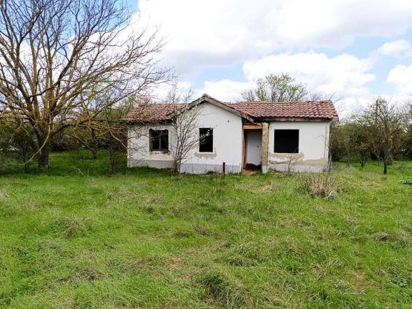 Къща в с. Храброво, Област Добрич - 70 кв.м за 336 €/кв.м - Снимка #1