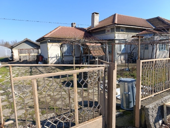 Къща в с. Сенокос, Област Добрич - 112 кв.м за 592 €/кв.м - Снимка #1