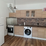 Дава се под наем Тристаен апартамент в Варна, Колхозен пазар - 70 кв.м за 408 € - Снимка #1