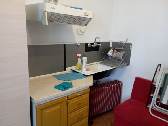 Дава се под наем  в Пловдив, Сточна гара - 13 кв.м за 102 € - Снимка #1