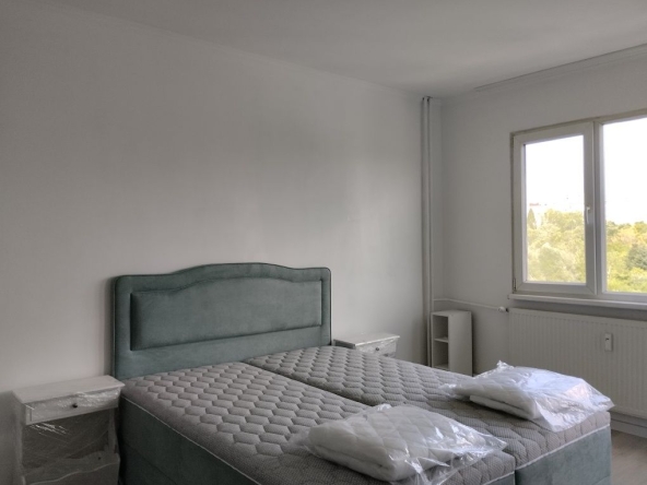 Дава се под наем Тристаен апартамент в София, Дървеница - 90 кв.м за 840 € - Снимка #1