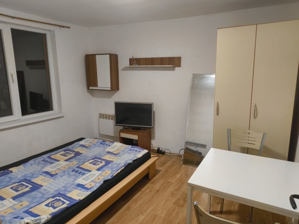 Дава се под наем Двустаен апартамент в София, Левски В - 35 кв.м за 331.5 € - Снимка #1