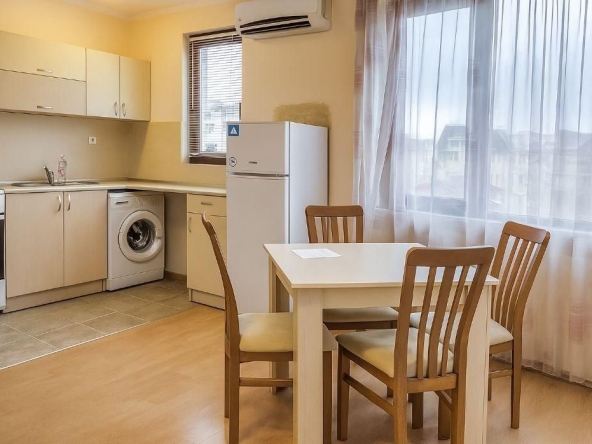 Дава се под наем Двустаен апартамент в Варна, Трошево - 68 кв.м за 375 € - Снимка #1