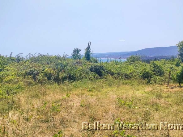 Парцел в Бяла - 6376 кв.м за 23 €/кв.м - Снимка #1