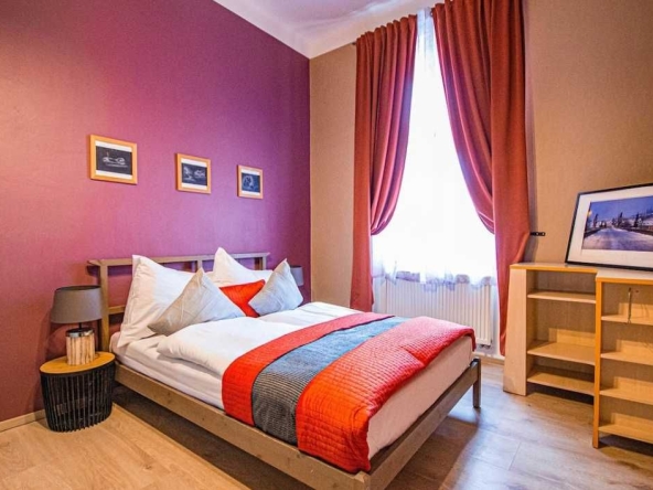 Дава се под наем Двустаен апартамент в Пловдив, Западен - 65 кв.м за 229.5 € - Снимка #1