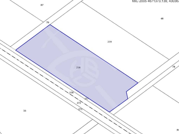 Парцел в с. Радиново, Област Пловдив - 8008 кв.м за 36 €/кв.м - Снимка #1