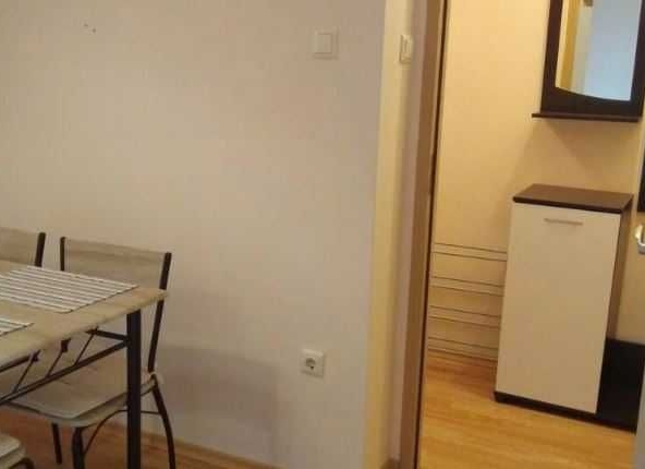 Дава се под наем Двустаен апартамент в Бургас, Зорница - 65 кв.м за 190 € - Снимка #1