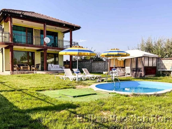 Къща в с. Топола, Област Добрич - 196 кв.м за 507 €/кв.м - Снимка #1