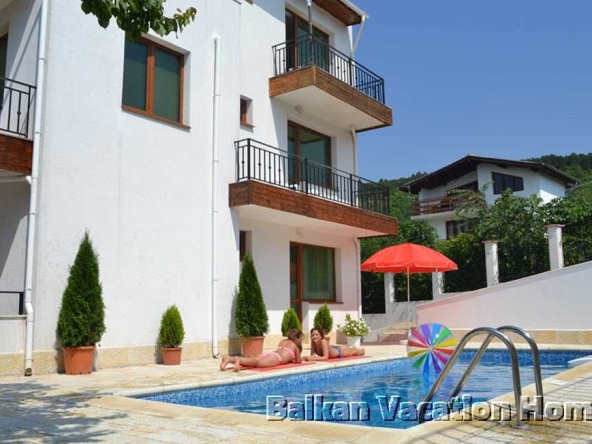 Двустаен апартамент в Балчик - 64 кв.м за 1125 €/кв.м - Снимка #1