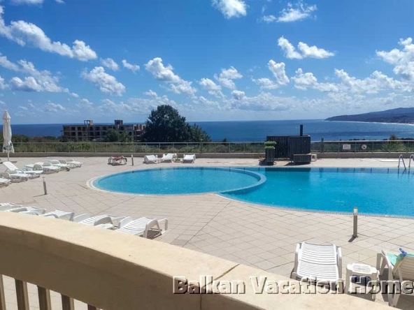 Тристаен апартамент в Бяла - 109 кв.м за 417 €/кв.м - Снимка #1