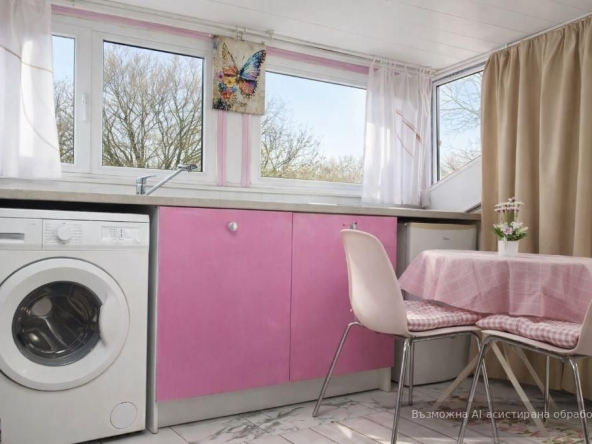 Дава се под наем Ателие в Варна, Център - 35 кв.м за 348.84 € - Снимка #1