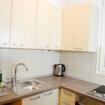 Дава се под наем Тристаен апартамент в Пловдив, Център - 79 кв.м за 244.8 € - Снимка #1