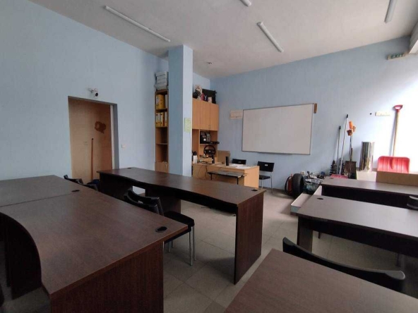 Дава се под наем Офис в София, Редута - 70 кв.м за 484.5 € - Снимка #1