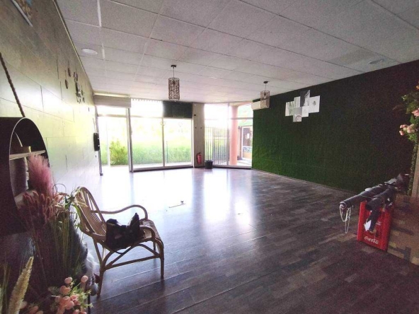 Дава се под наем Офис в София, Дружба 2 - 65 кв.м за 408 € - Снимка #1