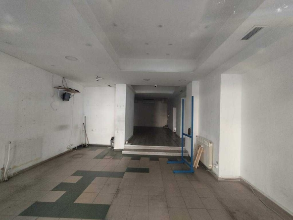 Дава се под наем Магазин в София, Център - 80 кв.м за 1600 € - Снимка #1