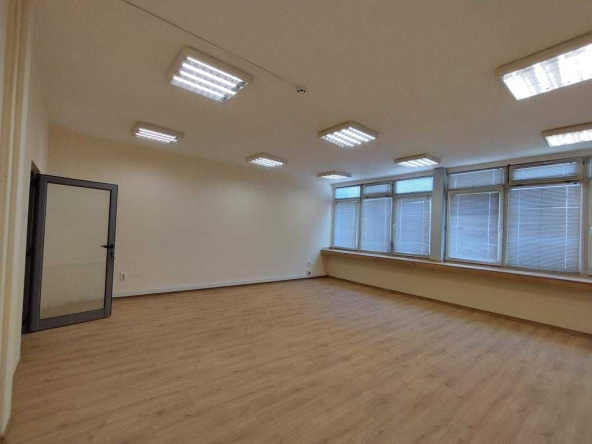 Дава се под наем Офис в София, Разсадника - 45 кв.м за 428.4 € - Снимка #1