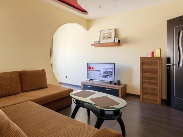 Дава се под наем Двустаен апартамент в София, Младост 4 - 50 кв.м за 438.6 € - Снимка #1