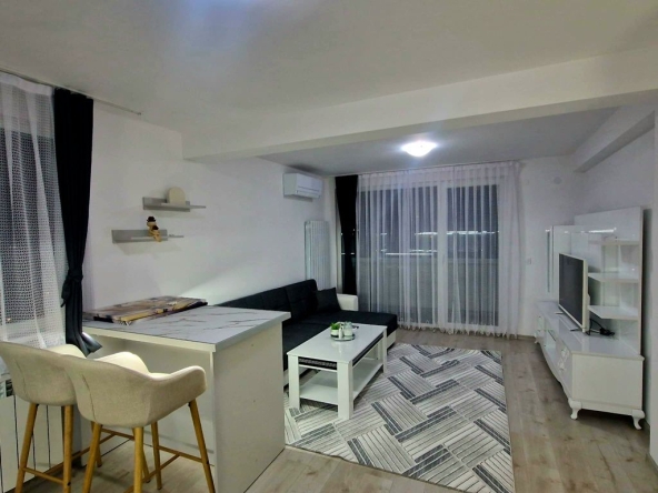 Дава се под наем Двустаен апартамент в Разград, Стефан Караджа - 75 кв.м за 408 € - Снимка #1