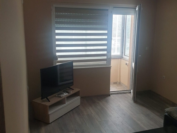 Дава се под наем Двустаен апартамент в Пловдив, Захарна фабрика - 55 кв.м за 397.8 € - Снимка #1