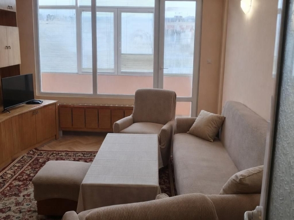 Дава се под наем Двустаен апартамент в София, Дружба 1 - 70 кв.м за 718.08 € - Снимка #1
