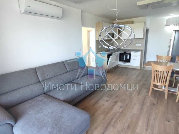 Дава се под наем Тристаен апартамент в Шумен, Пазара - 100 кв.м за 147000 € - Снимка #1