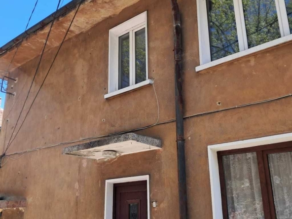 Етаж от къща в Габрово, Център - 130 кв.м за 577 €/кв.м - Снимка #1