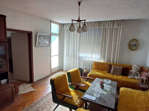 Тристаен апартамент в Габрово, Дядо Дянко - 87 кв.м за 578 €/кв.м - Снимка #1