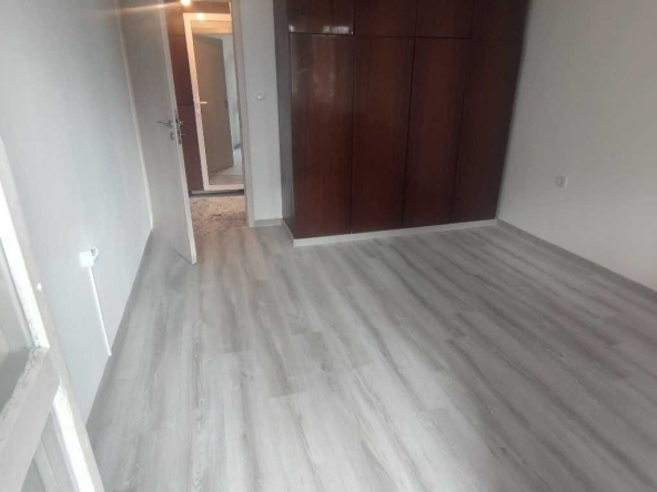 Дава се под наем Тристаен апартамент в София, Света Троица - 75 кв.м за 630 € - Снимка #1