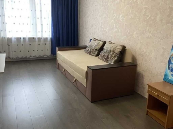 Дава се под наем Едностаен апартамент в София, Зона Б-18 - 46 кв.м за 407.49 € - Снимка #1