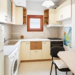 Дава се под наем Двустаен апартамент в Пловдив, Център - 65 кв.м за 331.5 € - Снимка #1