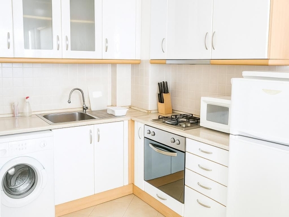 Дава се под наем Двустаен апартамент в Пловдив, Мараша - 50 кв.м за 434 € - Снимка #1