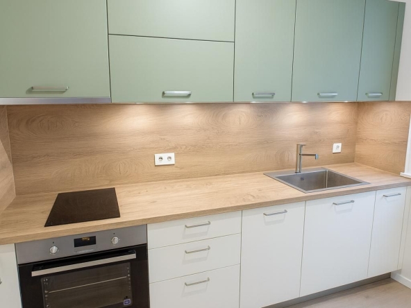 Дава се под наем Двустаен апартамент в Пловдив, Център - 57 кв.м за 511 € - Снимка #1