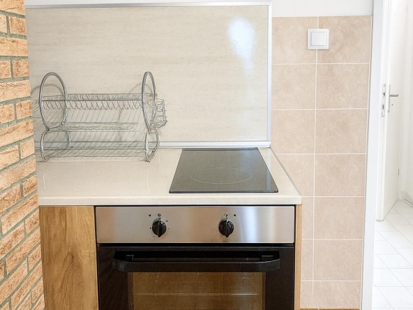 Дава се под наем Двустаен апартамент в Пловдив, Христо Смирненски - 60 кв.м за 306 € - Снимка #1