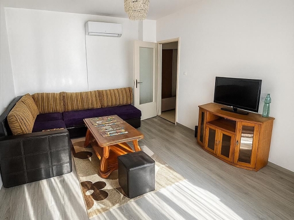 Дава се под наем Двустаен апартамент в Пловдив, Тракия - 55 кв.м за 382.5 € - Снимка #1