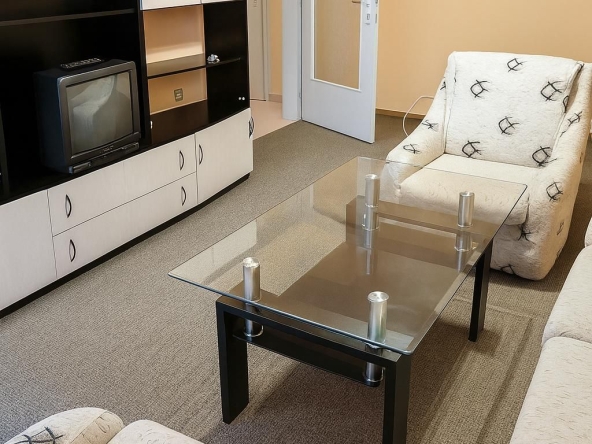 Дава се под наем Двустаен апартамент в Пловдив, Каменица 1 - 70 кв.м за 342 € - Снимка #1