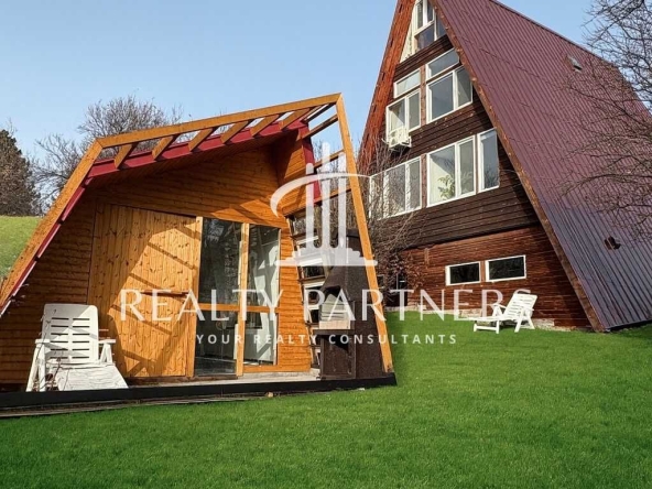 Къща в с. Расник, Област Перник - 210 кв.м за 777 €/кв.м - Снимка #1